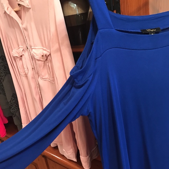 Francesca's  strap shoulder top - Picture 5 of 5